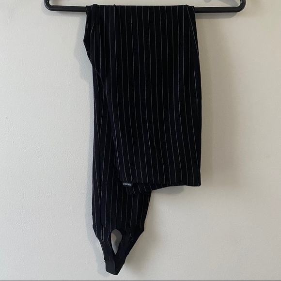 Forever 21 Leggings Set - Picture 5 of 8